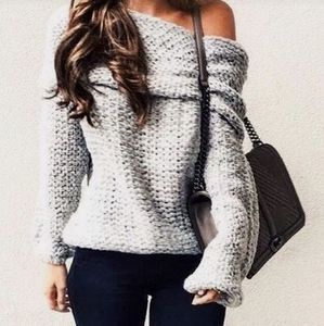 EUC Grey off shoulder sweater. Size medium. Sexy.